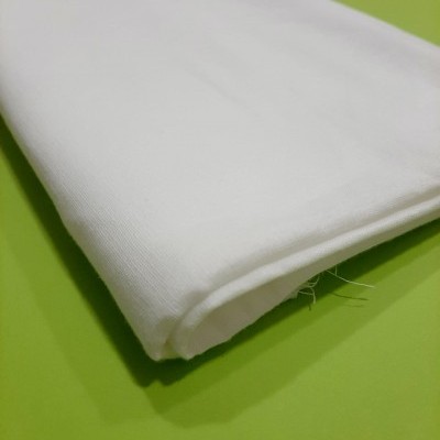 Meio linho em branco