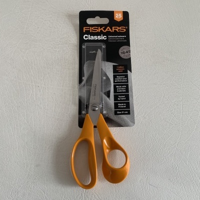 Tesoura Fiskars 21cm