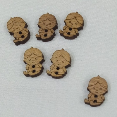 Botão de Madeira em forma de Menino