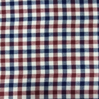 Flanela com quadradinhos azuis e bordeaux