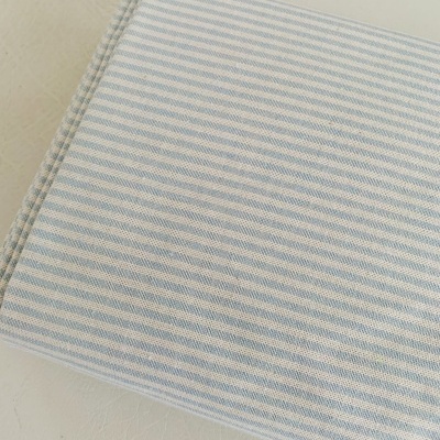 Linho Alentejano com risquinhas em azul bebé e pérola