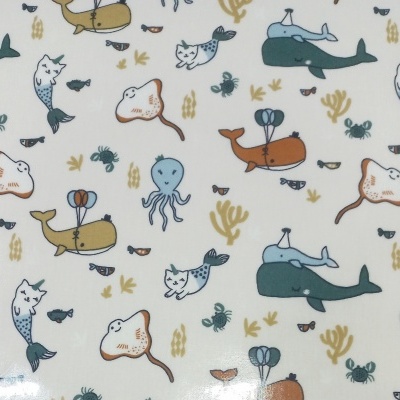 Plastificado com baleias