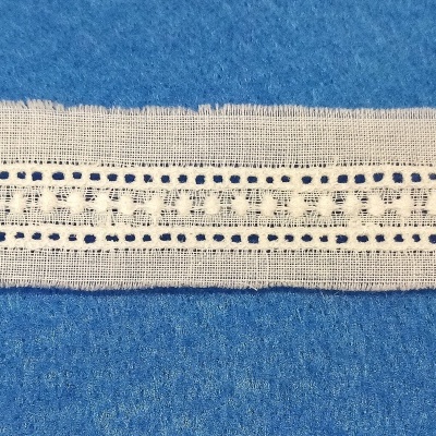 Entremeio com pintinhas 5210