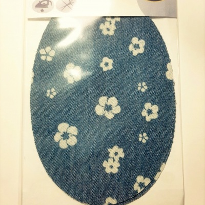 Joelheiras de ganga com flores