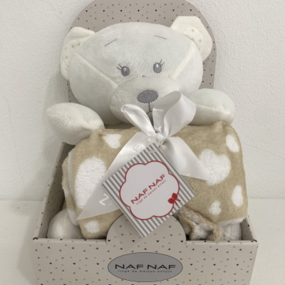 Ursinho de Peluche com mantinha creme
