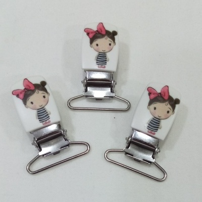 Molas para chupetas com Menina