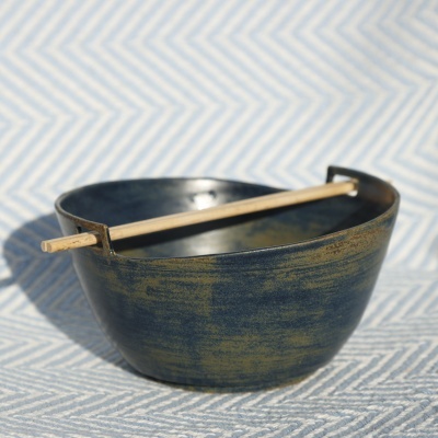 Blue bowl for Hashi