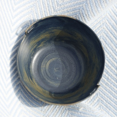 Blue bowl for Hashi