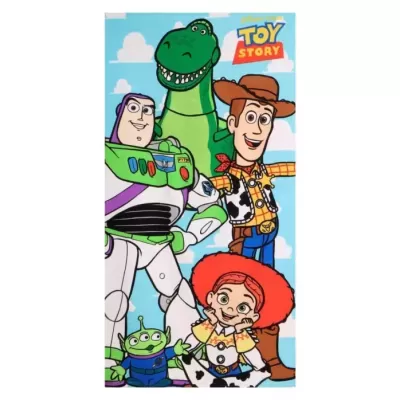Toalha colorida com personagens de Toy Story e texto Toy Story