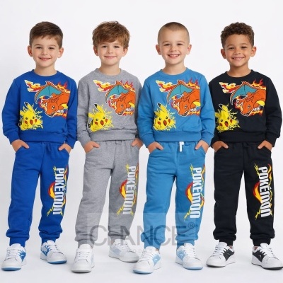 Crianças vestindo fatos de treino coloridos com personagens Pokémon