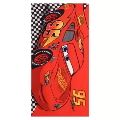 Toalha vermelha com ilustração do carro relâmpago McQueen e padrão xadrez na borda