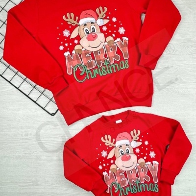 Camisolas vermelhas de Natal com rena e texto MERRY Christmas