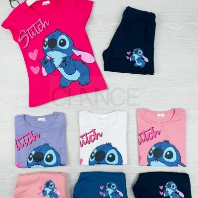 Conjunto roupa infantil diversos tamanhos com estampado Stitch corações.
