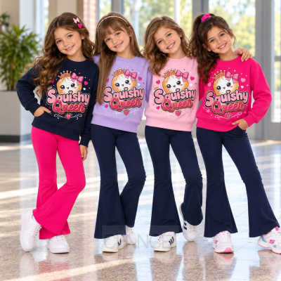 Quatro miúdas com sweatshirts coloridas e calças boca de sino em ambiente iluminado