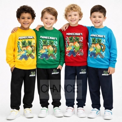 Crianças com pijamas de Minecraft em cores diferentes