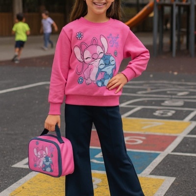 Camisola rosa com personagens animados e bolsa cor-de-rosa para criança