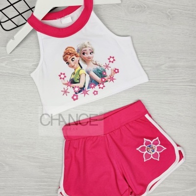 Conjunto infantil com top branco e calções rosa com personagens Anna e Elsa