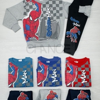 Conjunto roupa infantil Spiderman com camisolas e calças em cinza, azul, vermelho e preto.