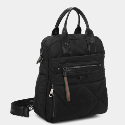 Mochila preta acolchoada com alças e fechos de correr