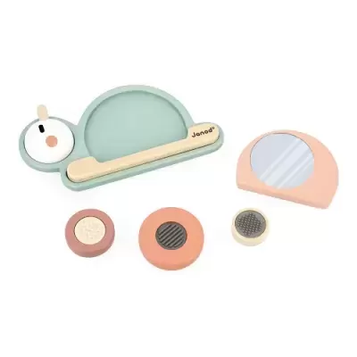 Brinquedos de cozinha em madeira com utensílio Janod e espelho, em cores suaves