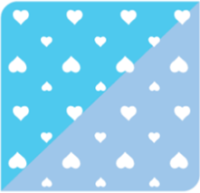 Pano azul com corações brancos e fundo em dois tons de azul.