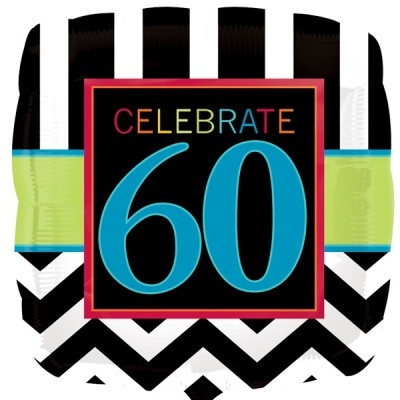 Balão decorativo preto e branco com texto CELEBRATE 60