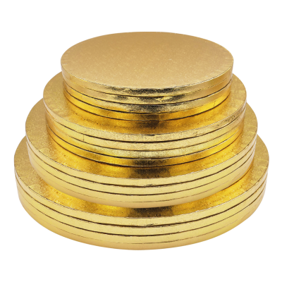 Bases circulares douradas empilhadas em quatro tamanhos diferentes