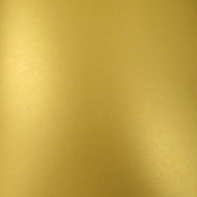 Superfície lisa dourada