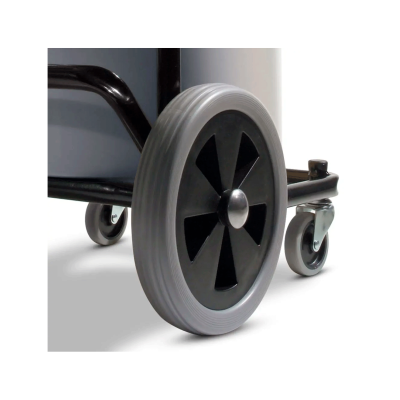 Rodas de carrinho cinzento e preto com suporte metálico