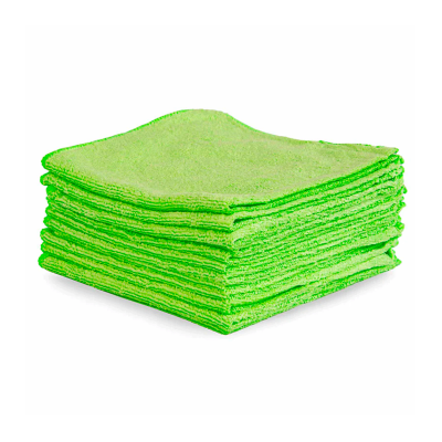 Panorama de panos de microfibra verdes empilhados