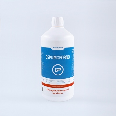 Frasco branco de plástico com rótulo azul e branco de desengordurante especial para fornos