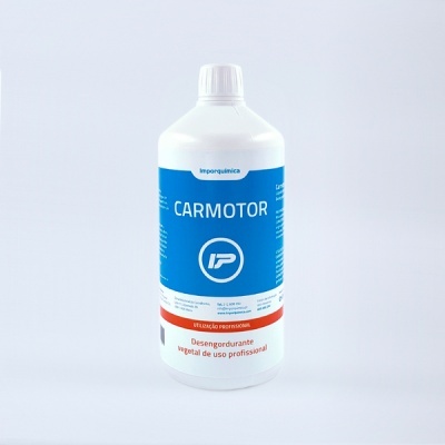 Garrafão branco com etiqueta azul e texto CARMOTOR em fundo branco