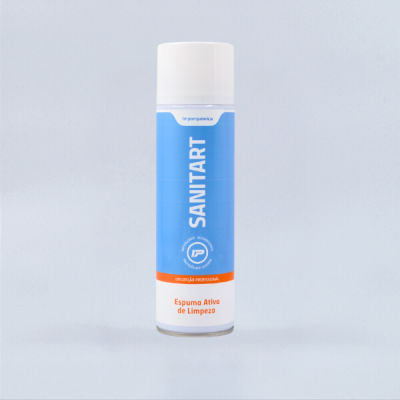 Frasco azul de espuma ativa de limpeza Sanitart com tampa branca