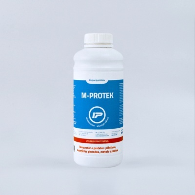 Frasco branco de plástico com rótulo azul e branco do produto químico M-PROTEK