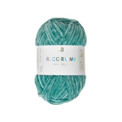 Lã Ricorumi Nilli Nilli verde água com rótulo branco e texto colorido