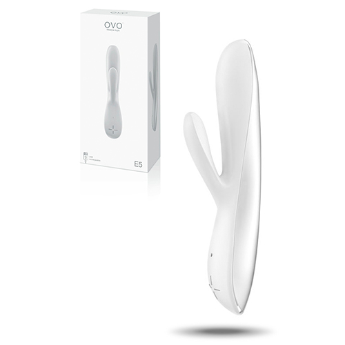 Vibrador branco em formato anatómico com caixa branca da marca OVO modelo E5
