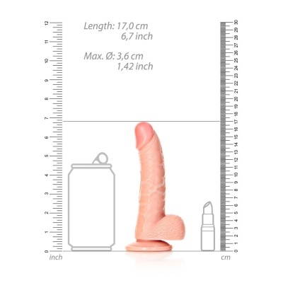 Dildo realista cor pele com base de sucção e medidas mostradas entre uma lata e batom desenhados