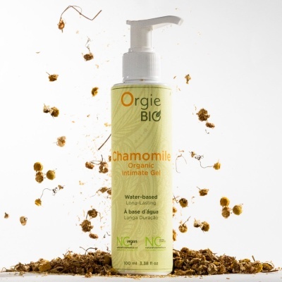 Frasco de gel íntimo orgânico com doseador e flores de camomila