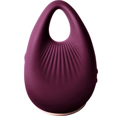 Bolsa de mão roxa com textura franzida e formato oval