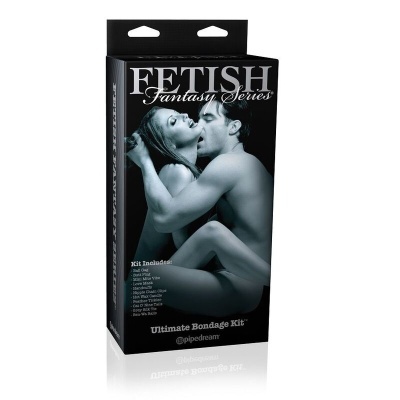 Embalagem preta Fetish Fantasy Series com casal em pose íntima e texto do Ultimate Bondage Kit