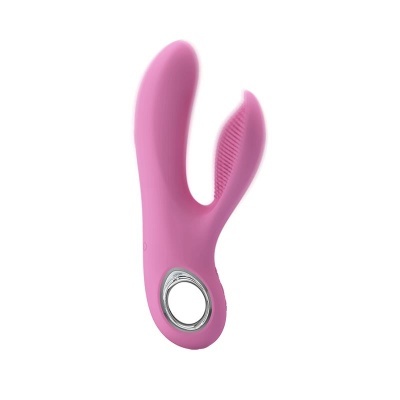 Vibrador cor-de-rosa com dois braços e anel prateado na base