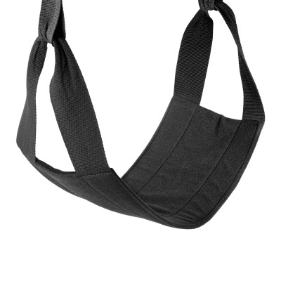 Arnês de treino preto com correias ajustáveis e suporte acolchoado