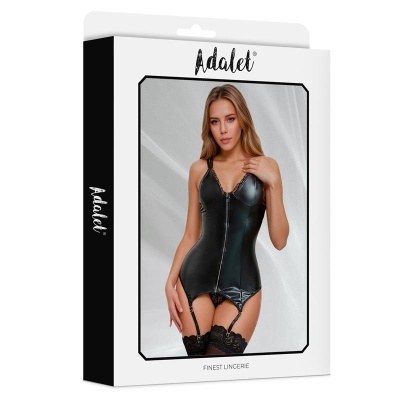 Lingerie preta imitação couro com fecho e ligas