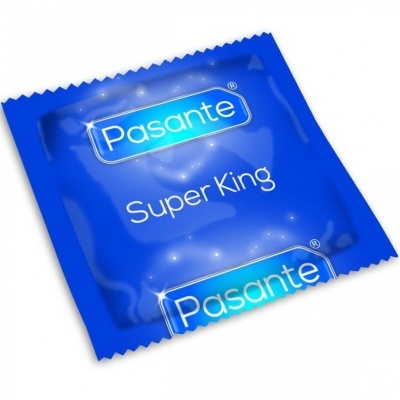 Embalagem azul de preservativo Pasante Super King