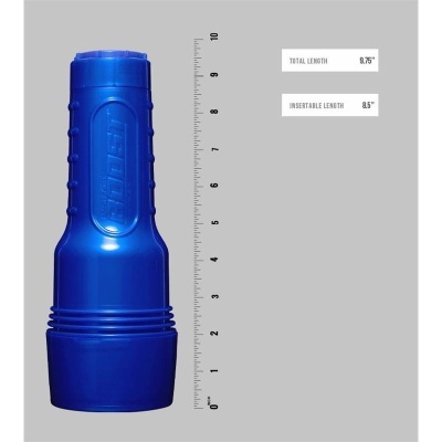 Produto azul de plástico com relevo Fleshlight e régua de medida ao lado, fundo cinza.