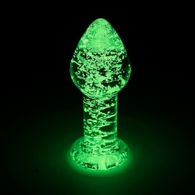 Objeto translúcido com bolhas iluminado a verde