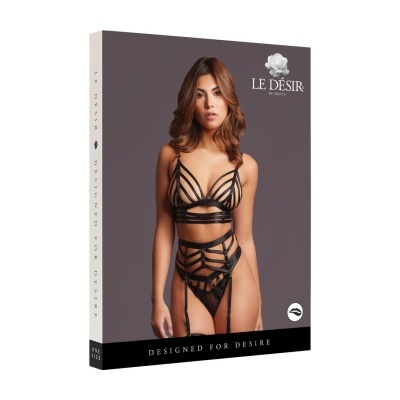 Embalagem de lingerie feminina preta da marca LE DÉSIR