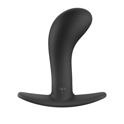 Plug anal de silicone preto com base larga e texto FUN FACTORY