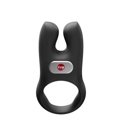 Anel preto de silicone com botão FUN vermelho e branco