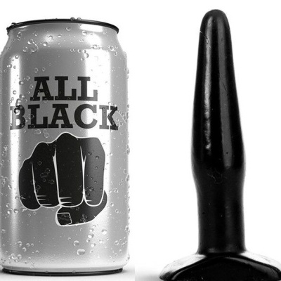 Lata prateada com texto ALL BLACK e punho, ao lado de objeto preto com base larga